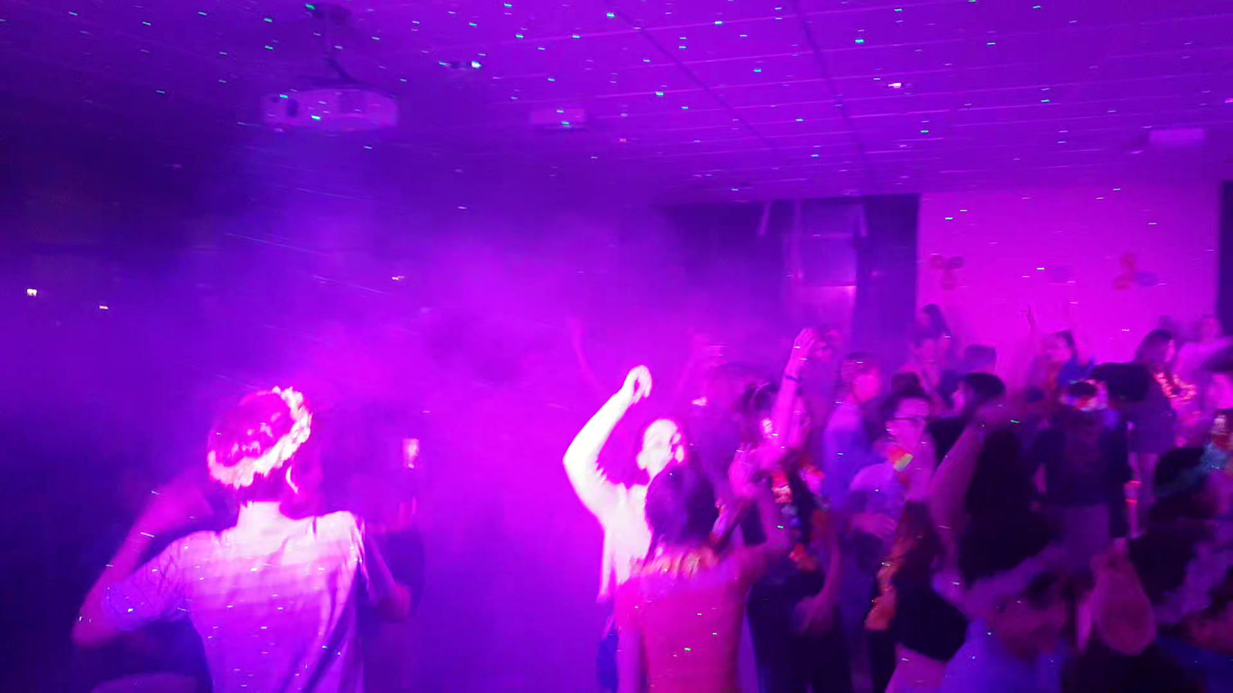 Drop électro fumigène - DJ Ludo anniversaire jeunes Seine-et-Marne